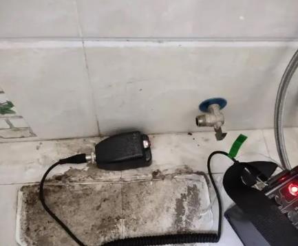 和林格尔屋顶漏水维修公司分享下卫生间漏水的危害及解决方法